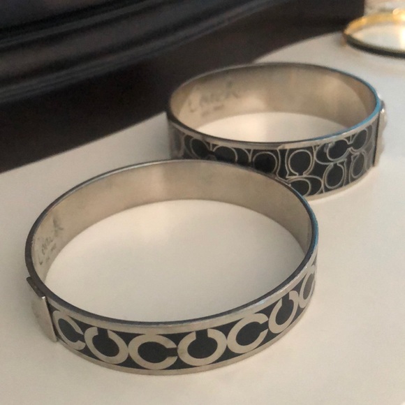 2 Coach matching silver and black Bangle set - Picture 3 of 3
